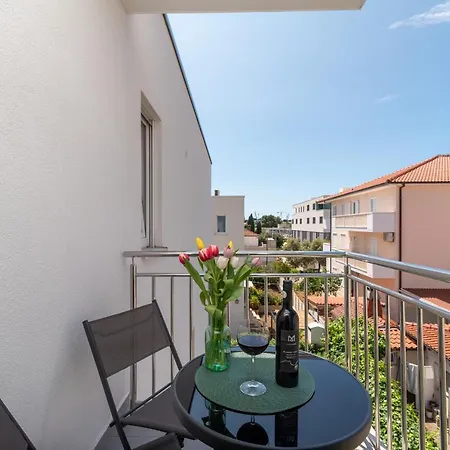 Luce Apartment
